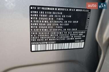 Внедорожник / Кроссовер Volkswagen Tiguan 2023 в 