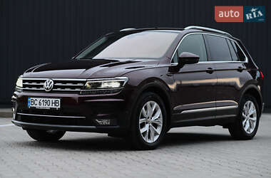 Позашляховик / Кросовер Volkswagen Tiguan 2018 в  фото 28 Позашляховик / Кросовер Volkswagen Tiguan 2018 в