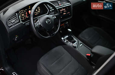 Позашляховик / Кросовер Volkswagen Tiguan 2018 в  фото 37 Позашляховик / Кросовер Volkswagen Tiguan 2018 в