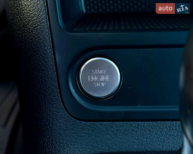 Внедорожник / Кроссовер Volkswagen Tiguan 2016 в Киеве фото 29 Внедорожник / Кроссовер Volkswagen Tiguan 2016 в Киеве