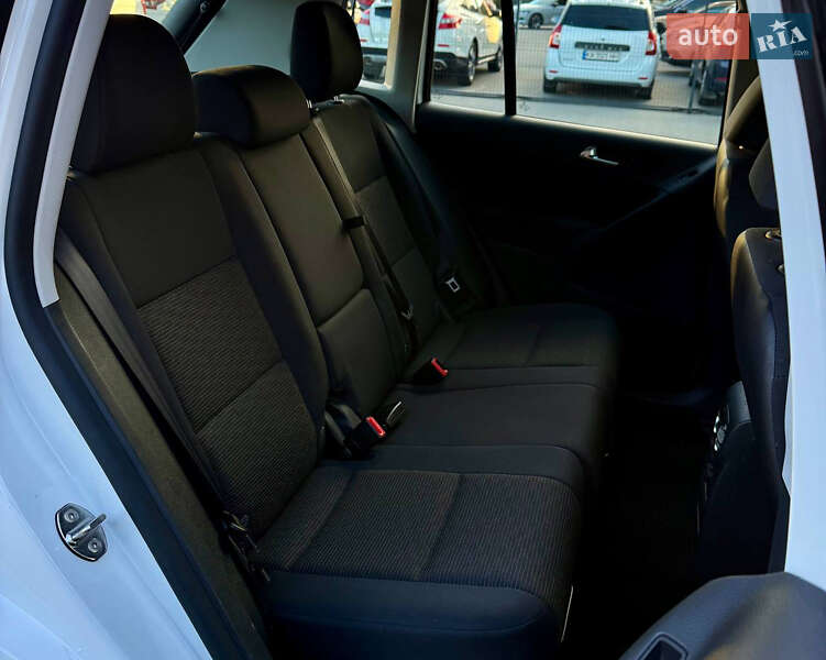 Внедорожник / Кроссовер Volkswagen Tiguan 2016 в Киеве фото 39 Внедорожник / Кроссовер Volkswagen Tiguan 2016 в Киеве