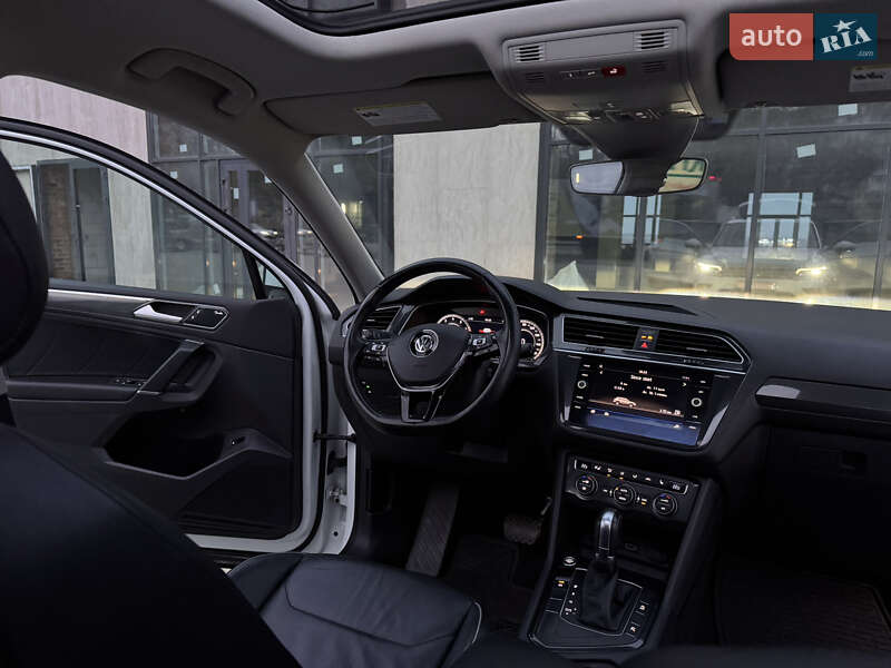 Внедорожник / Кроссовер Volkswagen Tiguan 2018 в Тернополе