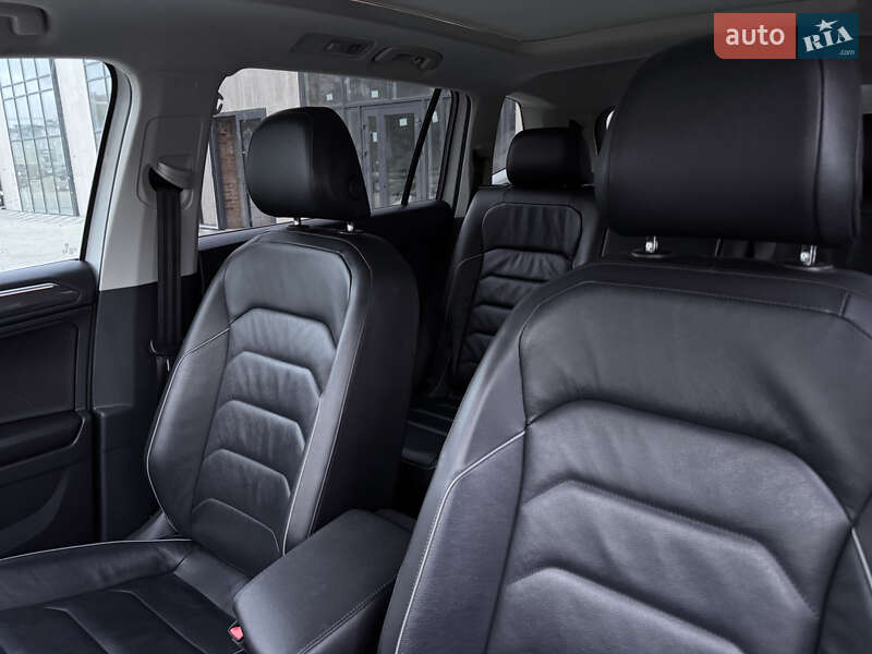 Внедорожник / Кроссовер Volkswagen Tiguan 2018 в Тернополе