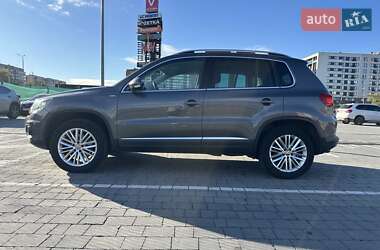 Внедорожник / Кроссовер Volkswagen Tiguan 2014 в Львове