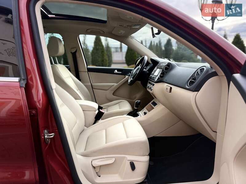 Позашляховик / Кросовер Volkswagen Tiguan 2014 в Стрию