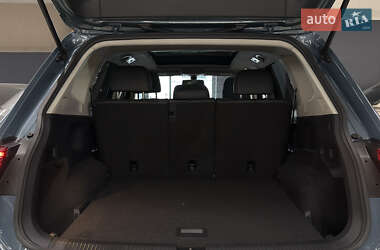 Внедорожник / Кроссовер Volkswagen Tiguan 2020 в 