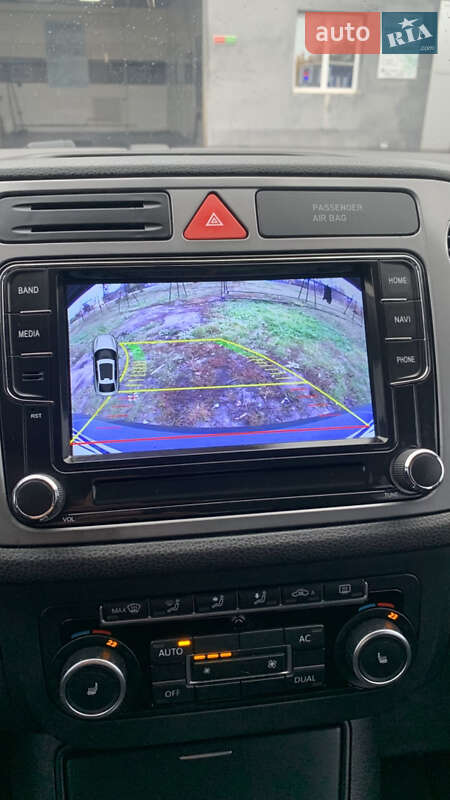 Позашляховик / Кросовер Volkswagen Tiguan 2011 в Новій Водолагі