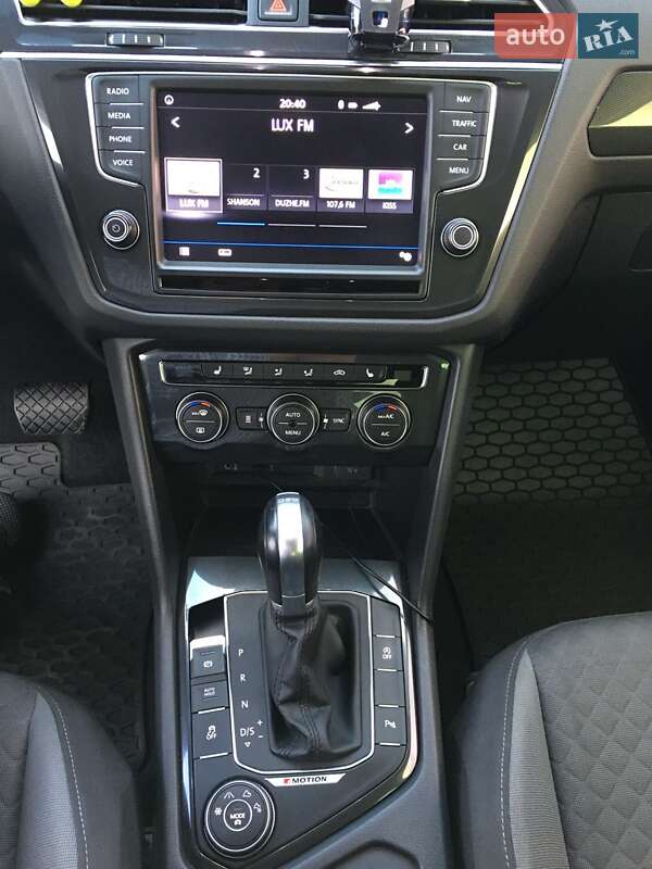 Внедорожник / Кроссовер Volkswagen Tiguan 2016 в Львове фото 10 Внедорожник / Кроссовер Volkswagen Tiguan 2016 в Львове