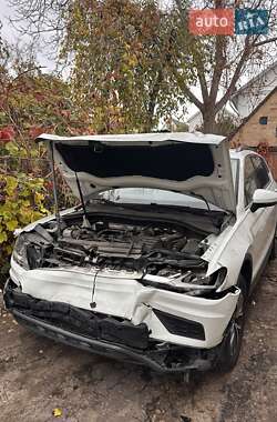 Внедорожник / Кроссовер Volkswagen Tiguan 2020 в Киеве