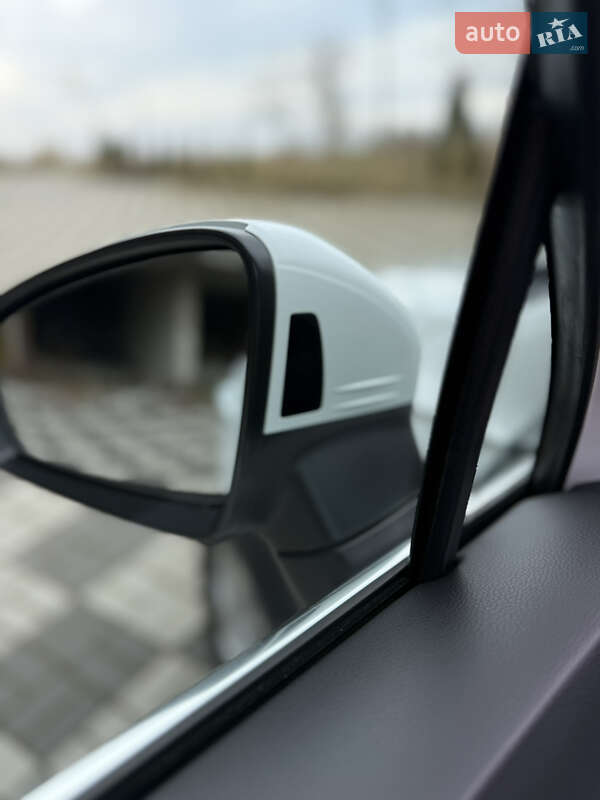 Позашляховик / Кросовер Volkswagen Tiguan 2021 в Львові фото 29 Позашляховик / Кросовер Volkswagen Tiguan 2021 в Львові