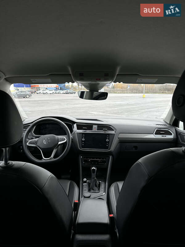 Позашляховик / Кросовер Volkswagen Tiguan 2022 в Рівному