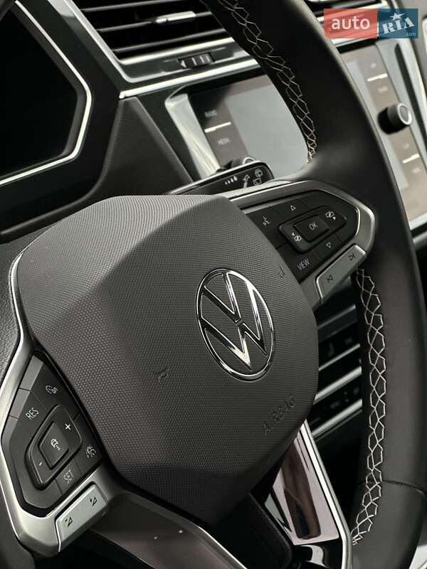 Позашляховик / Кросовер Volkswagen Tiguan 2022 в Рівному