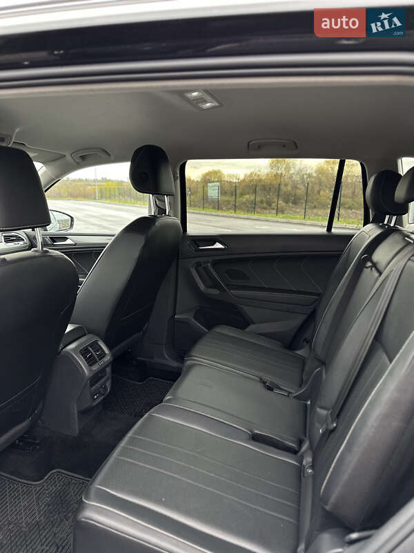 Позашляховик / Кросовер Volkswagen Tiguan 2022 в Рівному