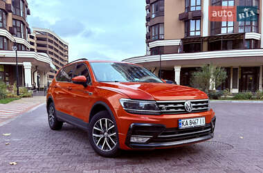 Внедорожник / Кроссовер Volkswagen Tiguan 2018 в Киеве