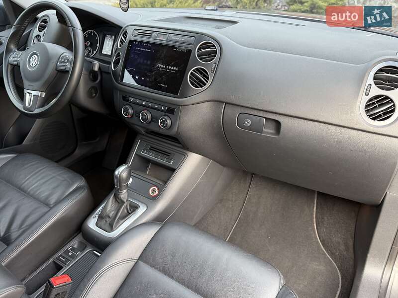 Внедорожник / Кроссовер Volkswagen Tiguan 2015 в Борисполе фото 57 Внедорожник / Кроссовер Volkswagen Tiguan 2015 в Борисполе