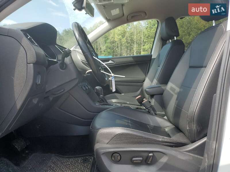 Позашляховик / Кросовер Volkswagen Tiguan 2018 в Львові фото 7 Позашляховик / Кросовер Volkswagen Tiguan 2018 в Львові