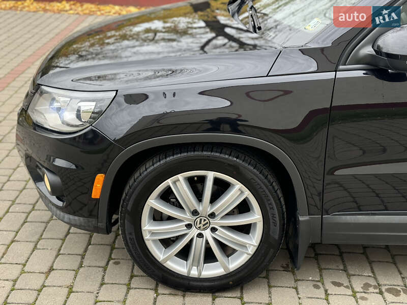 Позашляховик / Кросовер Volkswagen Tiguan 2015 в Дубні