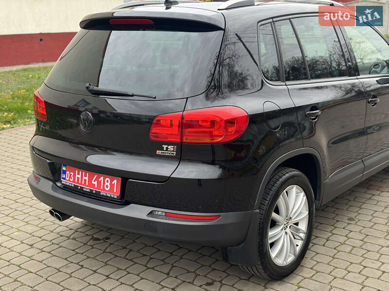 Позашляховик / Кросовер Volkswagen Tiguan 2015 в Дубні