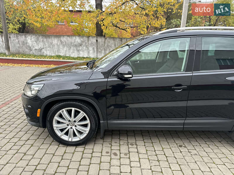 Позашляховик / Кросовер Volkswagen Tiguan 2015 в Дубні