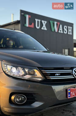 Позашляховик / Кросовер Volkswagen Tiguan 2015 в Чернівцях
