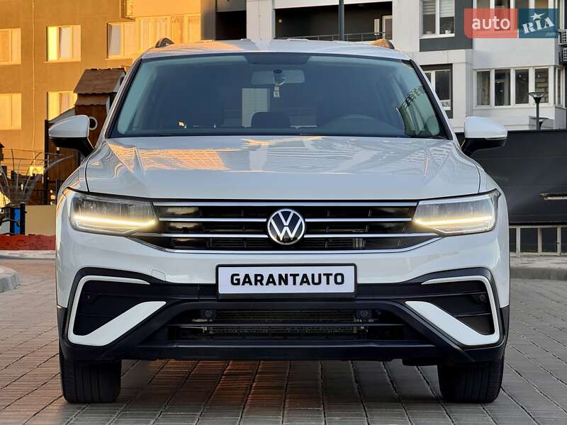 Позашляховик / Кросовер Volkswagen Tiguan 2022 в Одесі