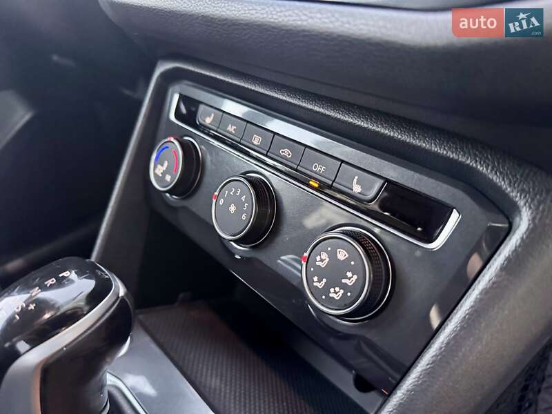 Позашляховик / Кросовер Volkswagen Tiguan 2022 в Одесі