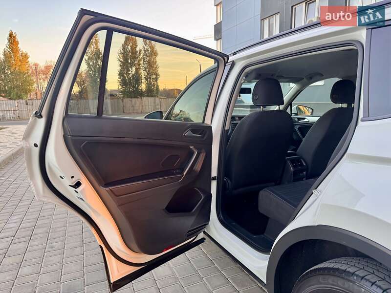 Позашляховик / Кросовер Volkswagen Tiguan 2022 в Одесі
