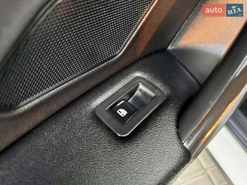 Позашляховик / Кросовер Volkswagen Tiguan 2022 в Одесі