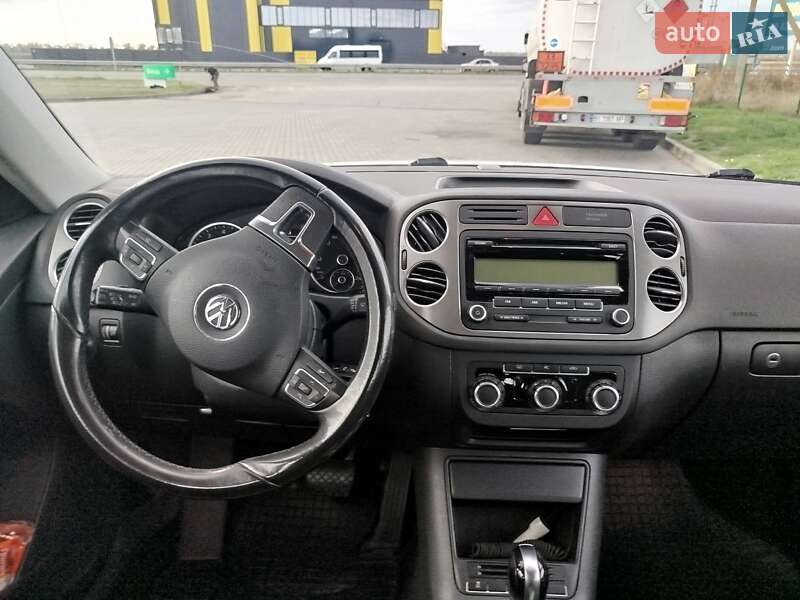 Позашляховик / Кросовер Volkswagen Tiguan 2011 в Дніпрі