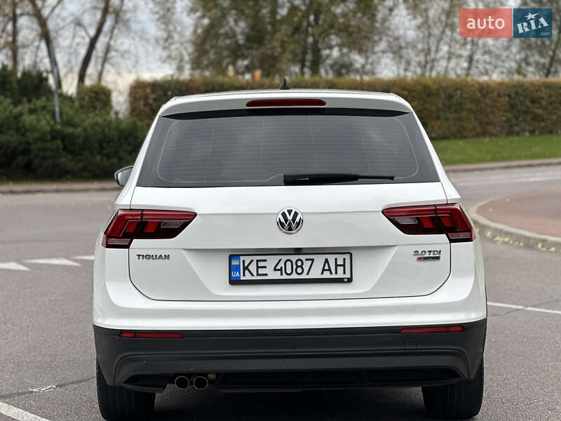 Позашляховик / Кросовер Volkswagen Tiguan 2017 в Києві