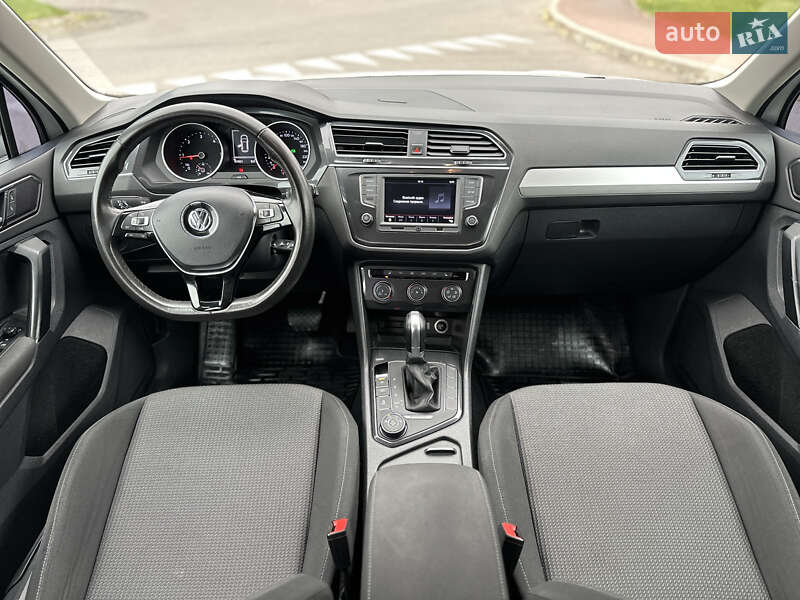 Позашляховик / Кросовер Volkswagen Tiguan 2017 в Києві