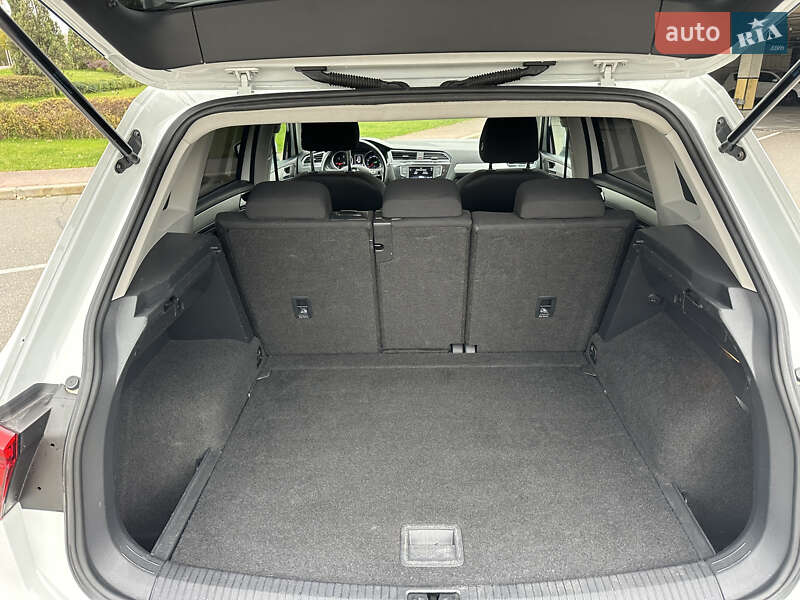 Позашляховик / Кросовер Volkswagen Tiguan 2017 в Києві