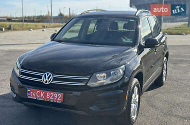Позашляховик / Кросовер Volkswagen Tiguan 2016 в Львові