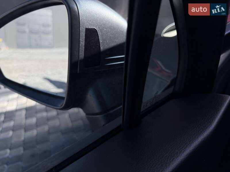 Позашляховик / Кросовер Volkswagen Tiguan 2024 в Львові