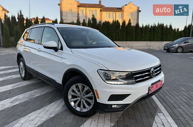 Внедорожник / Кроссовер Volkswagen Tiguan 2018 в Ровно