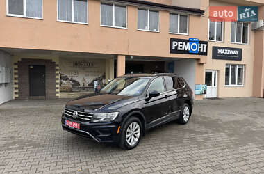 Позашляховик / Кросовер Volkswagen Tiguan 2018 в Луцьку