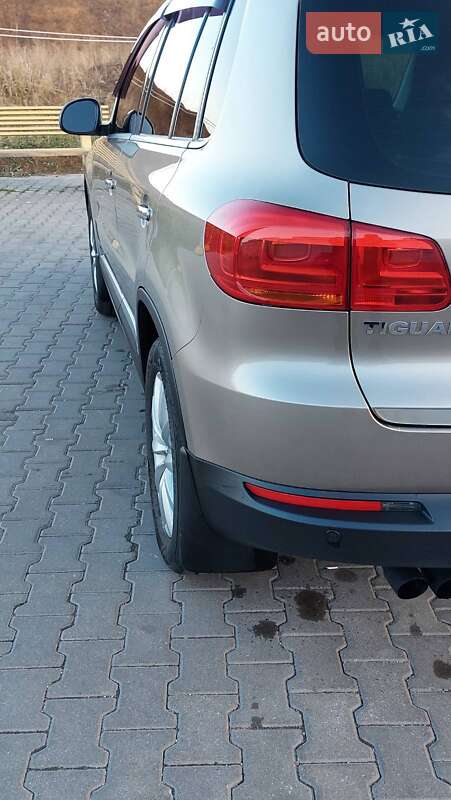 Внедорожник / Кроссовер Volkswagen Tiguan 2013 в Арцизе