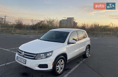 Позашляховик / Кросовер Volkswagen Tiguan 2013 в Києві