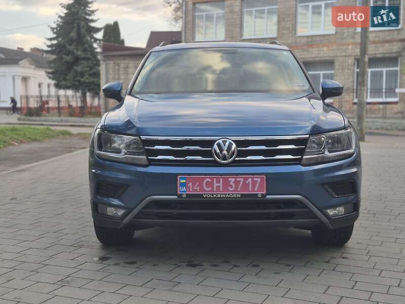 Внедорожник / Кроссовер Volkswagen Tiguan 2018 в Дубно