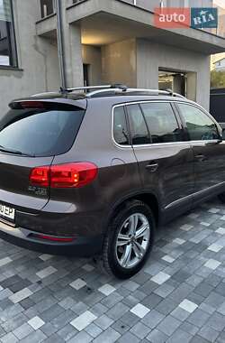 Внедорожник / Кроссовер Volkswagen Tiguan 2013 в Черновцах