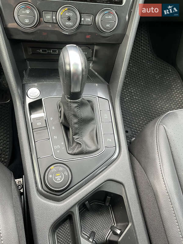 Внедорожник / Кроссовер Volkswagen Tiguan 2020 в Кропивницком фото 19 Внедорожник / Кроссовер Volkswagen Tiguan 2020 в Кропивницком