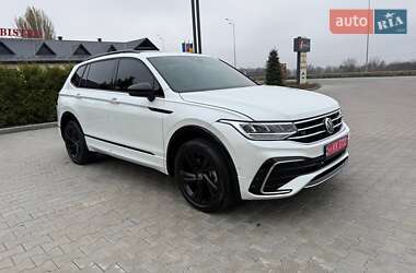 Внедорожник / Кроссовер Volkswagen Tiguan 2023 в Виннице