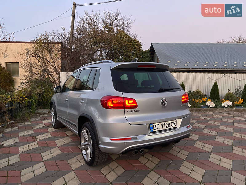 Внедорожник / Кроссовер Volkswagen Tiguan 2013 в Черновцах фото 3 Внедорожник / Кроссовер Volkswagen Tiguan 2013 в Черновцах