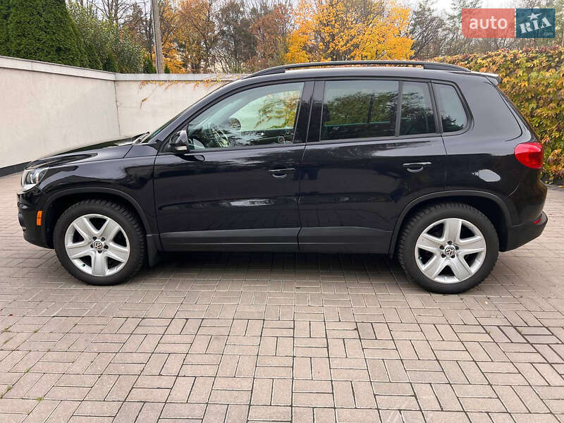Внедорожник / Кроссовер Volkswagen Tiguan 2015 в Ровно