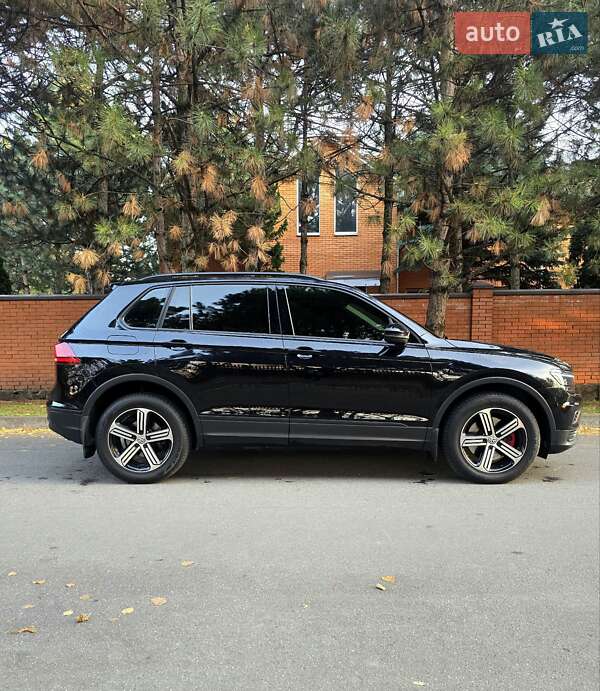 Внедорожник / Кроссовер Volkswagen Tiguan 2017 в Днепре фото 14 Внедорожник / Кроссовер Volkswagen Tiguan 2017 в Днепре