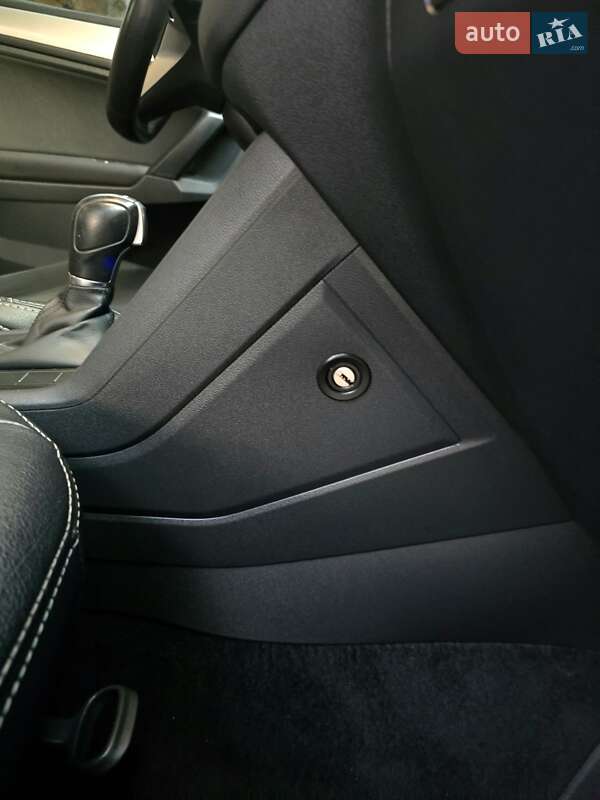 Внедорожник / Кроссовер Volkswagen Tiguan 2017 в Днепре фото 26 Внедорожник / Кроссовер Volkswagen Tiguan 2017 в Днепре