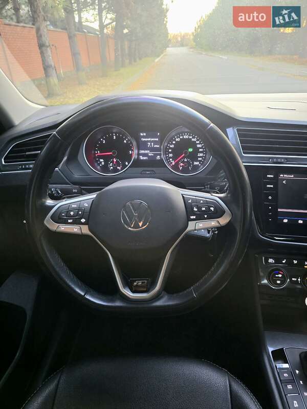 Внедорожник / Кроссовер Volkswagen Tiguan 2017 в Днепре фото 34 Внедорожник / Кроссовер Volkswagen Tiguan 2017 в Днепре