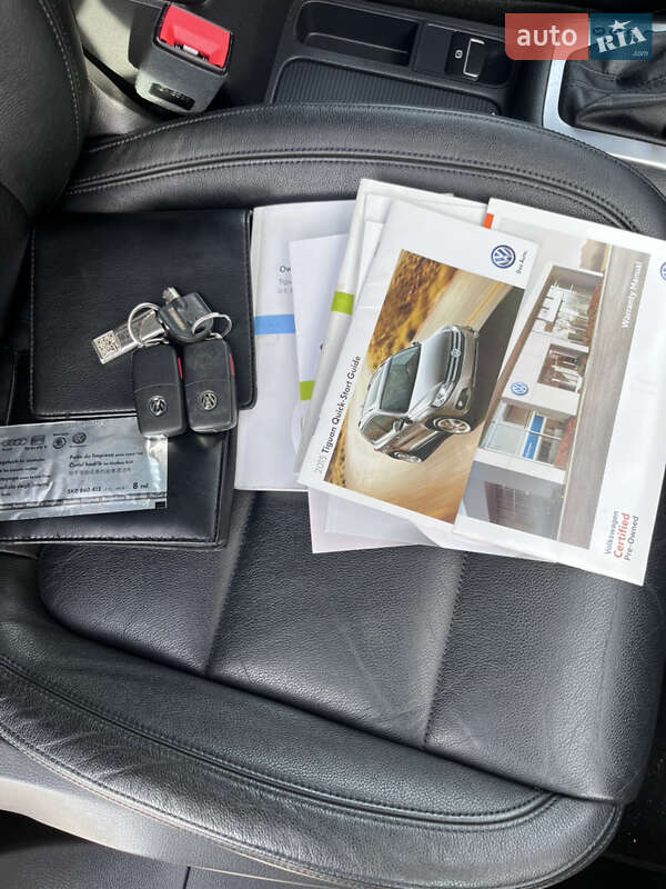 Внедорожник / Кроссовер Volkswagen Tiguan 2015 в Черновцах фото 13 Внедорожник / Кроссовер Volkswagen Tiguan 2015 в Черновцах