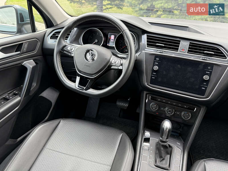 Внедорожник / Кроссовер Volkswagen Tiguan 2020 в Одессе
