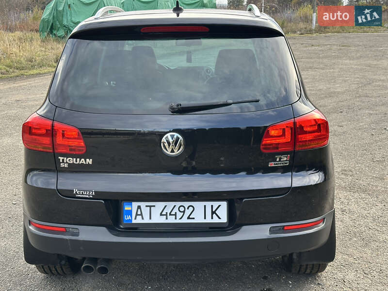 Внедорожник / Кроссовер Volkswagen Tiguan 2015 в Тлумаче